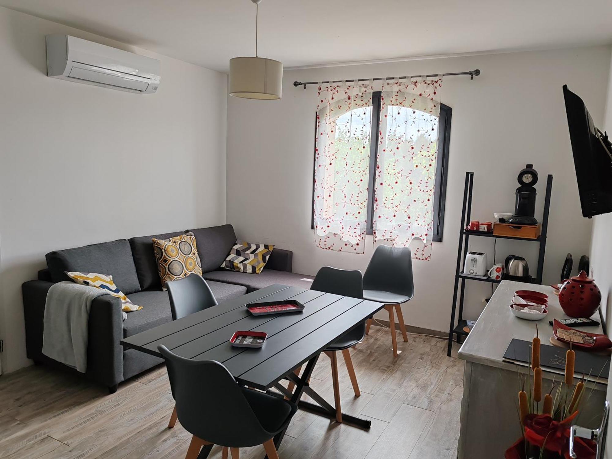 Les Chataigniers Appartement Meuble Saint Sebastien d'Aigrefeuille 외부 사진